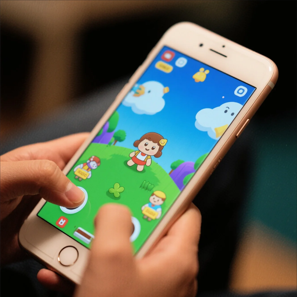 The Psychology of Mobile Games: Why We Keep Playing